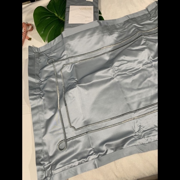 NIB [ 2 King ] Sham for‎ Hudson Park Embroidered Tile - Picture 6 of 12